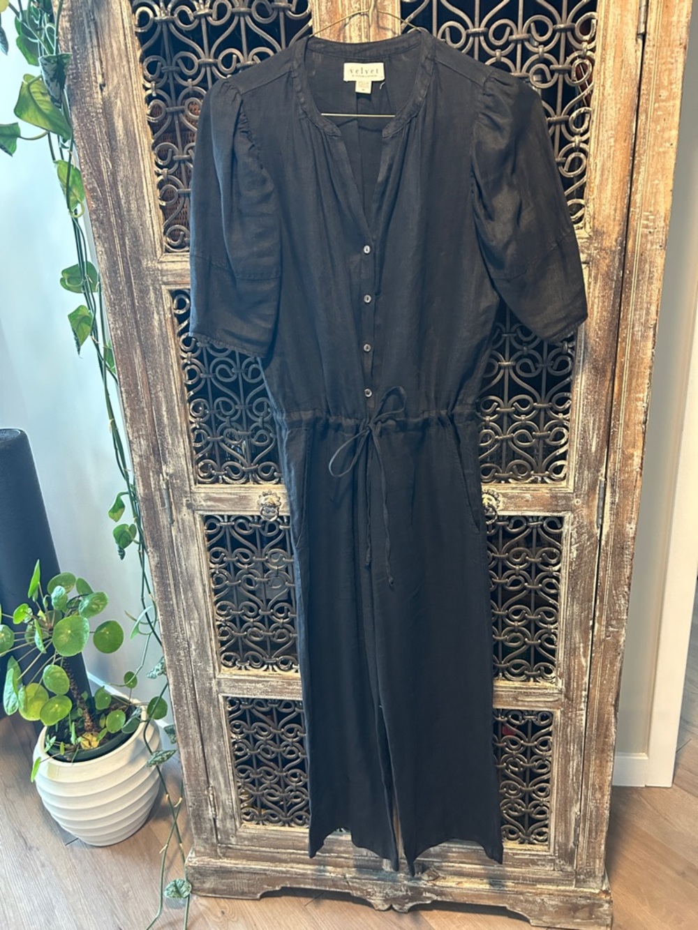 Velvet By Graham&Spencer Black Linen Button-Front Drawstring Tie Waist Jumpsuit
